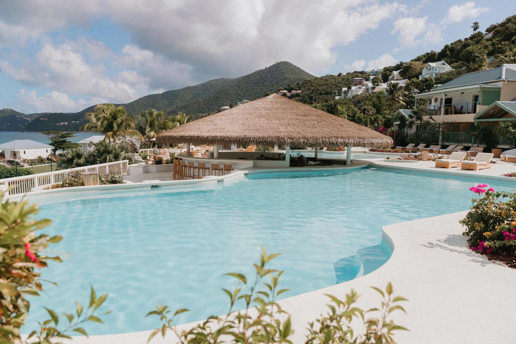 Long Bay Beach Resort Freshwater Pond Bagian luar foto